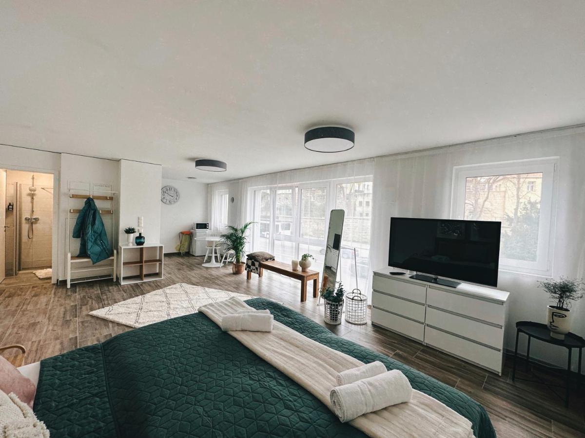 Sali Homes Elegant And Stylish Retreat In Heart Of Bayreuth, Close To River Екстер'єр фото
